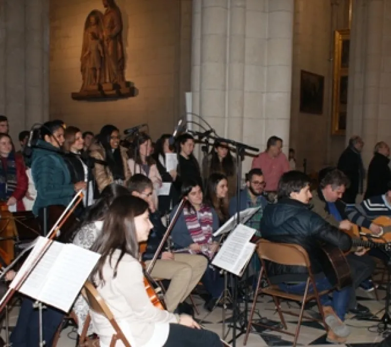 vigilia con los jovenes de madrid 4r