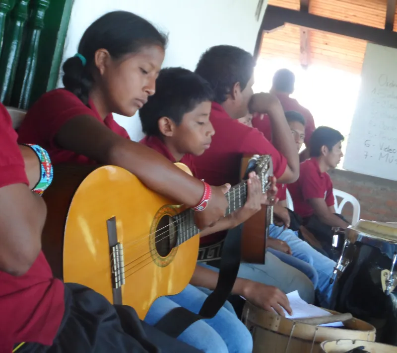 violencia colombia carmen santolaya