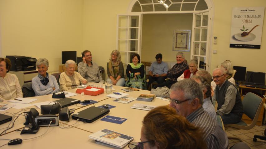 Visita del Arzobispo de Barcelona a Mans Unides Barcelona