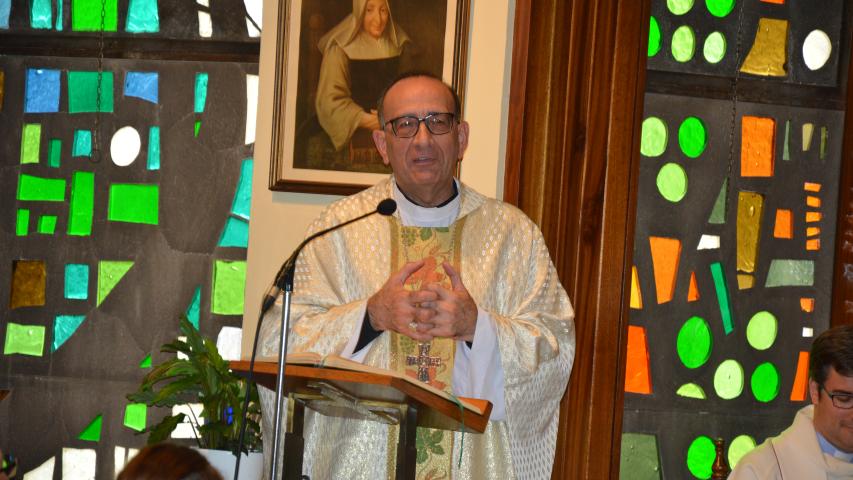 Visita del Arzobispo de Barcelona a Mans Unides Barcelona