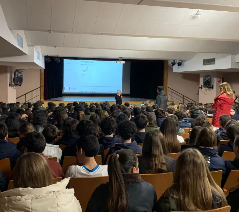 visita misionero al colegio apostolado 05 02 2024 1