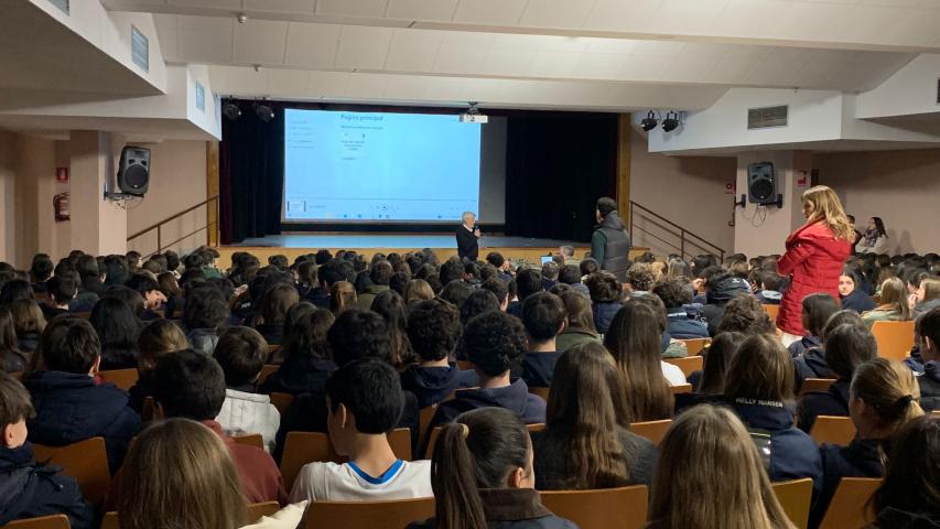 visita misionero al colegio apostolado 05 02 2024 1