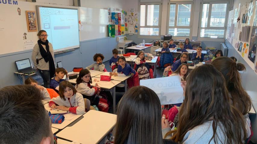 Alumnos del colegio Mare de Déu del Carme
