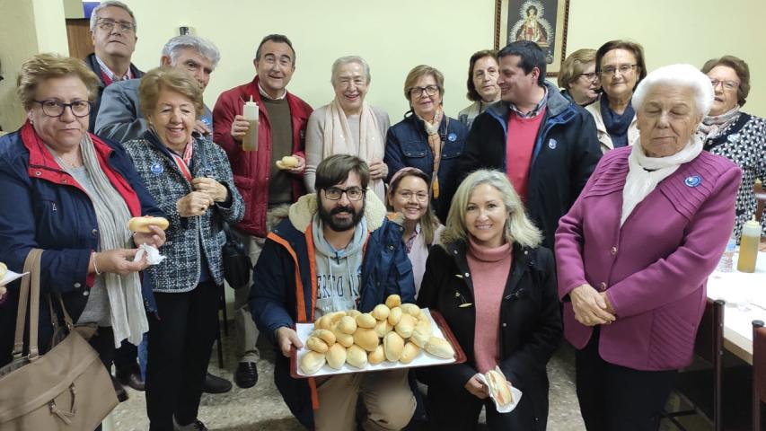Presentación en la Carolina y cena