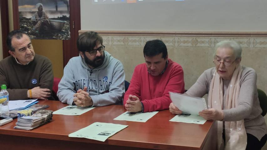 Presentación en la Carolina y cena