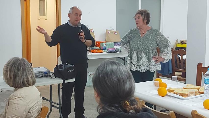Cena del Hambre en la comarcal de Manos Unidas Valencia en Yátova.