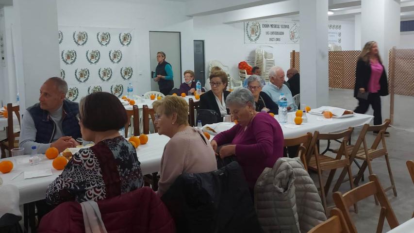Cena del Hambre en la comarcal de Manos Unidas Valencia en Yátova.